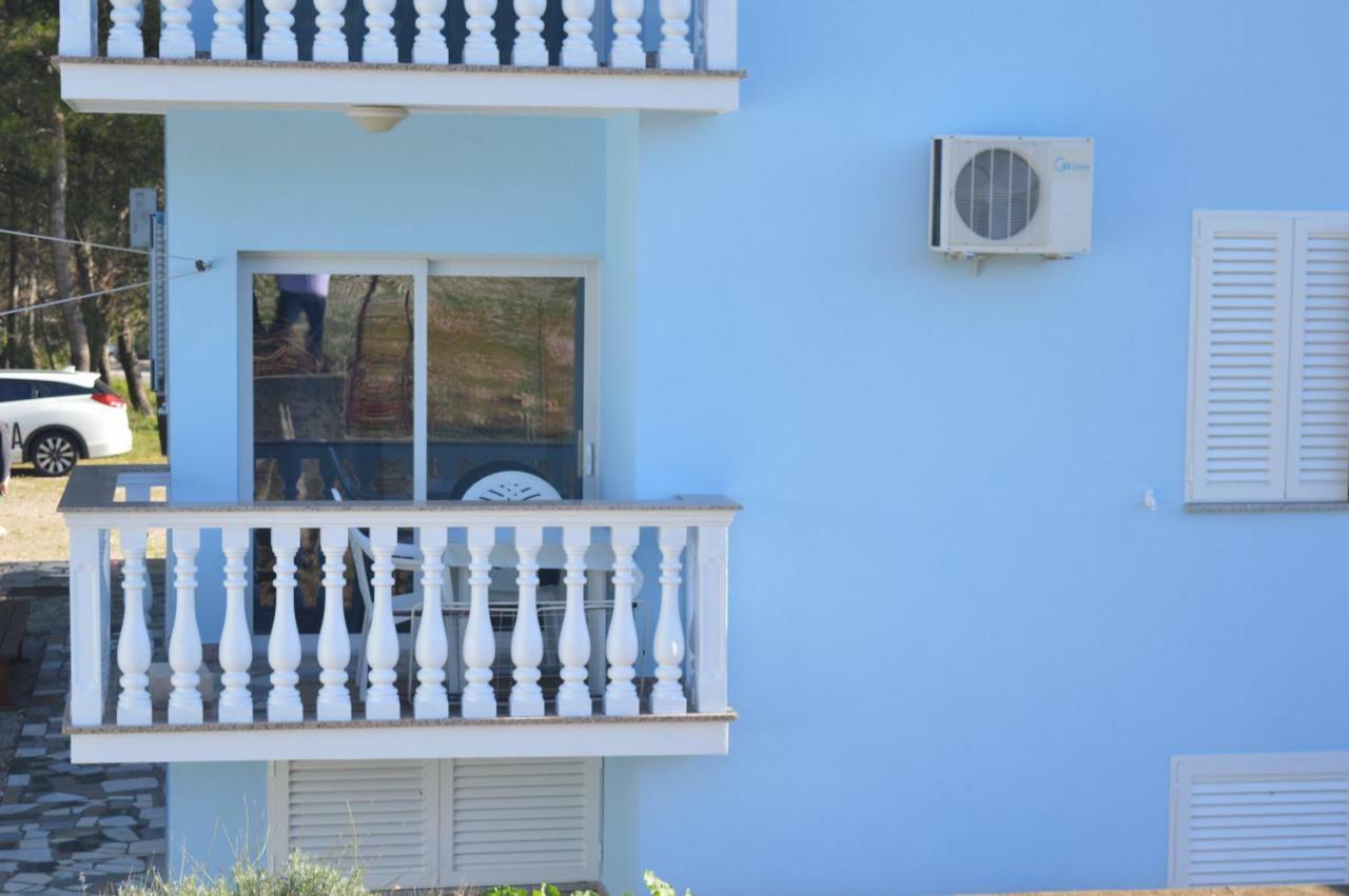 Apartments Charlie Krk Town Bagian luar foto
