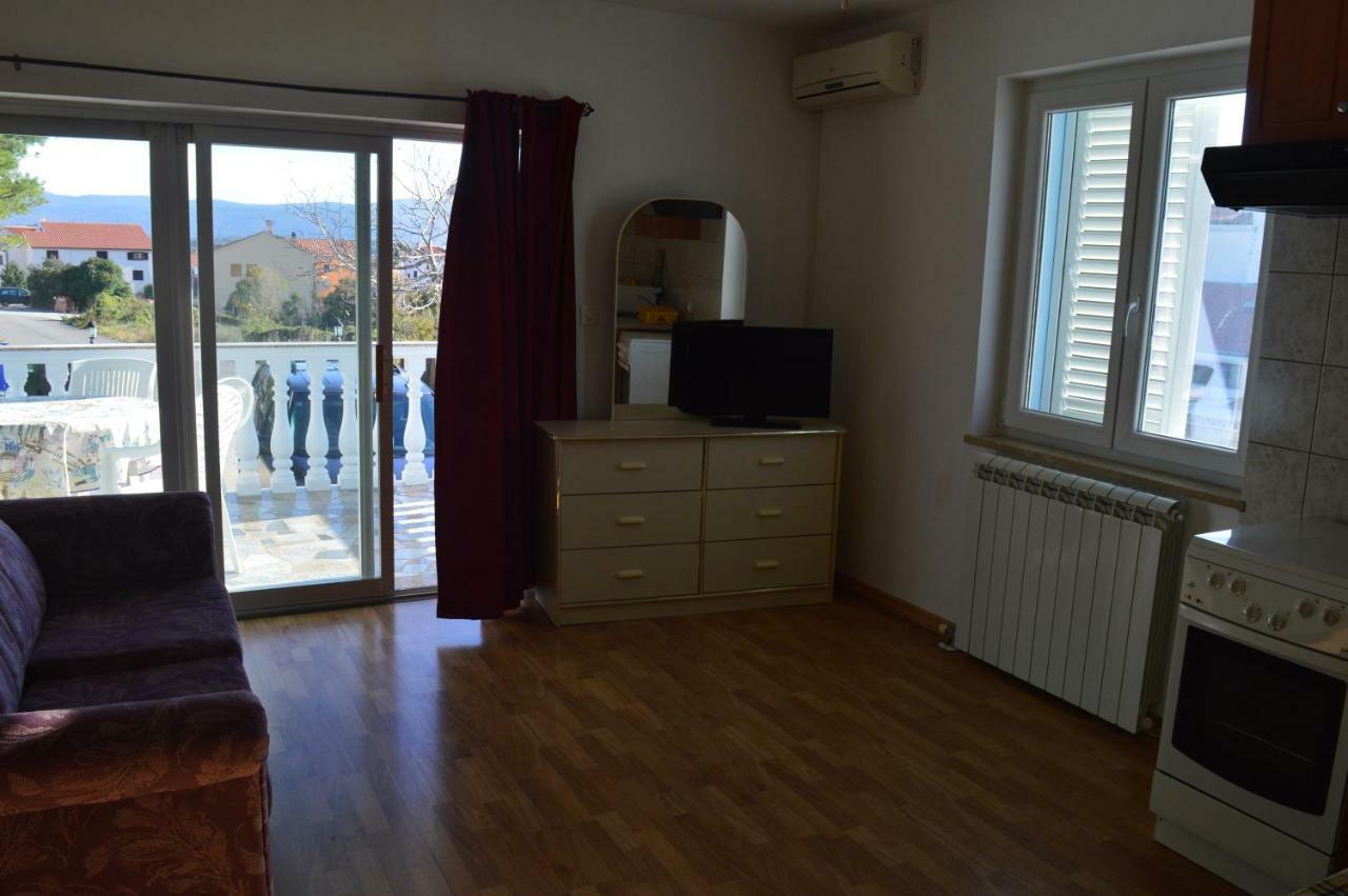 Apartments Charlie Krk Town Bagian luar foto