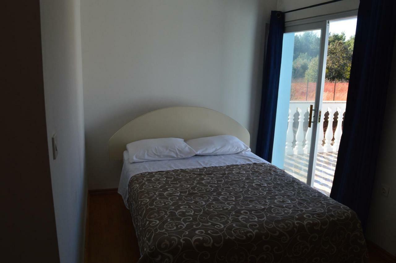Apartments Charlie Krk Town Bagian luar foto
