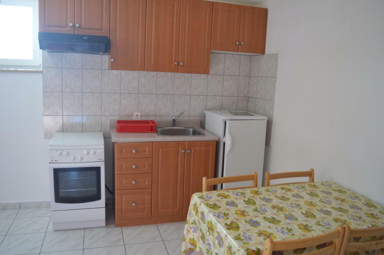 Apartments Charlie Krk Town Bagian luar foto