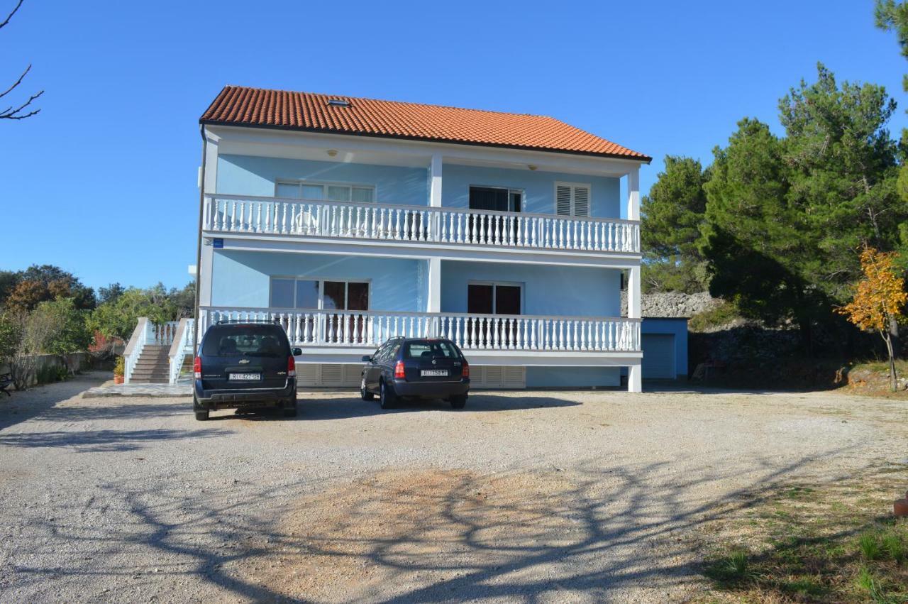 Apartments Charlie Krk Town Bagian luar foto